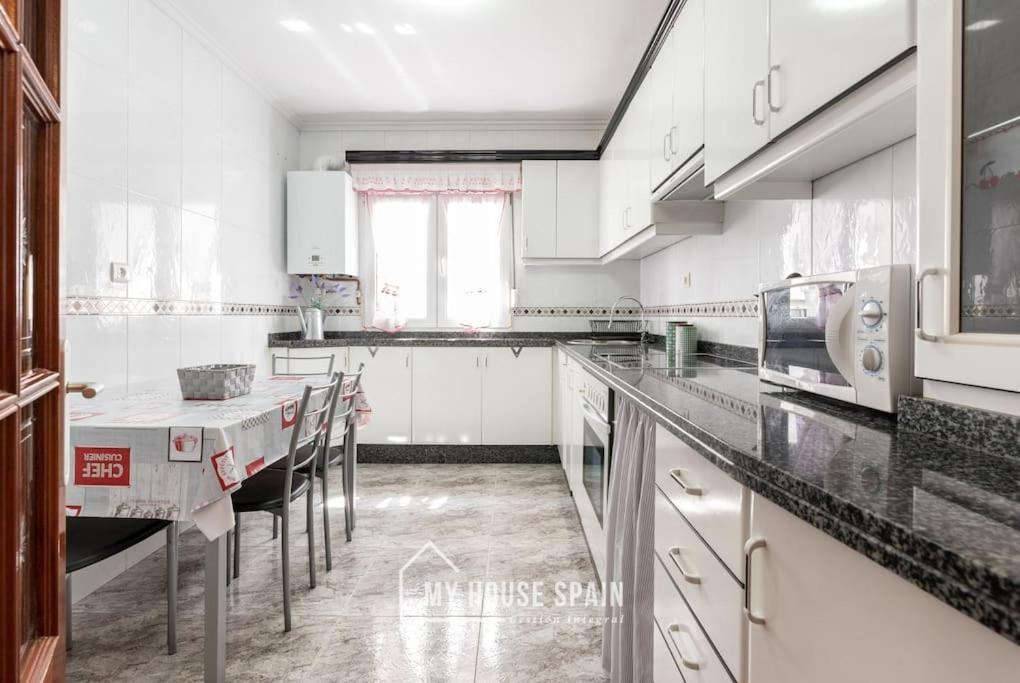 Myhousespain - Piso En Cimadevilla Junto Al Mar