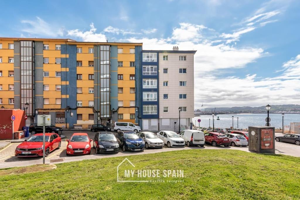 Myhousespain - Piso En Cimadevilla Junto Al Mar Apartment *